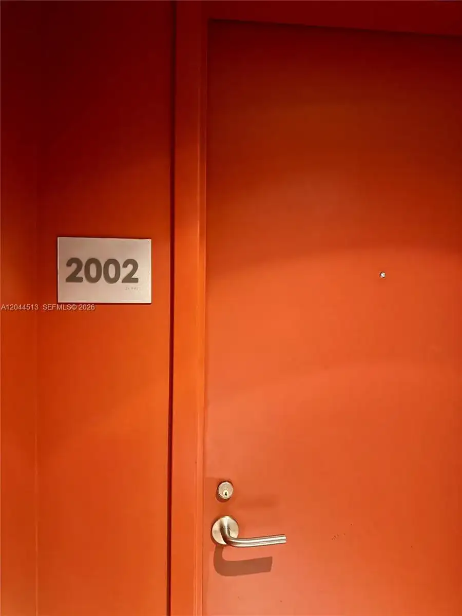 1100 S Miami Ave # 2002, Miami FL 33130 photo 4