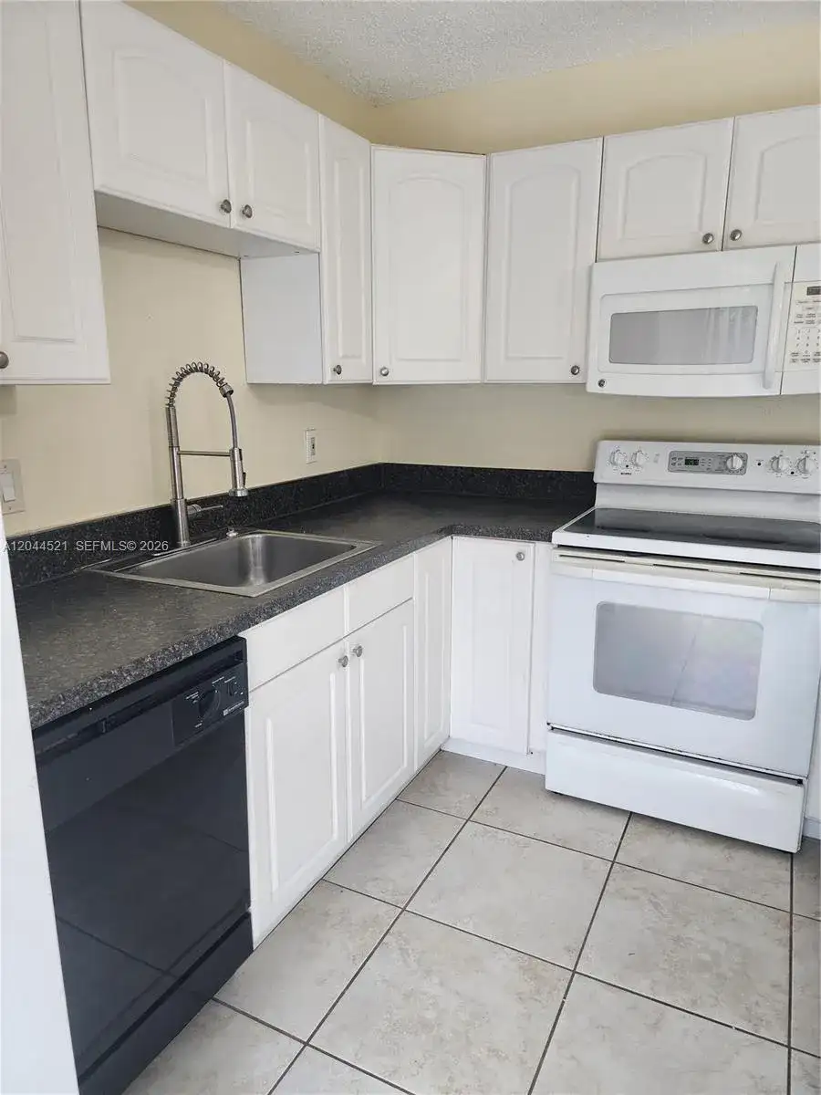 2148 White Pine Cir # A, Green Acres FL 33415 photo 3