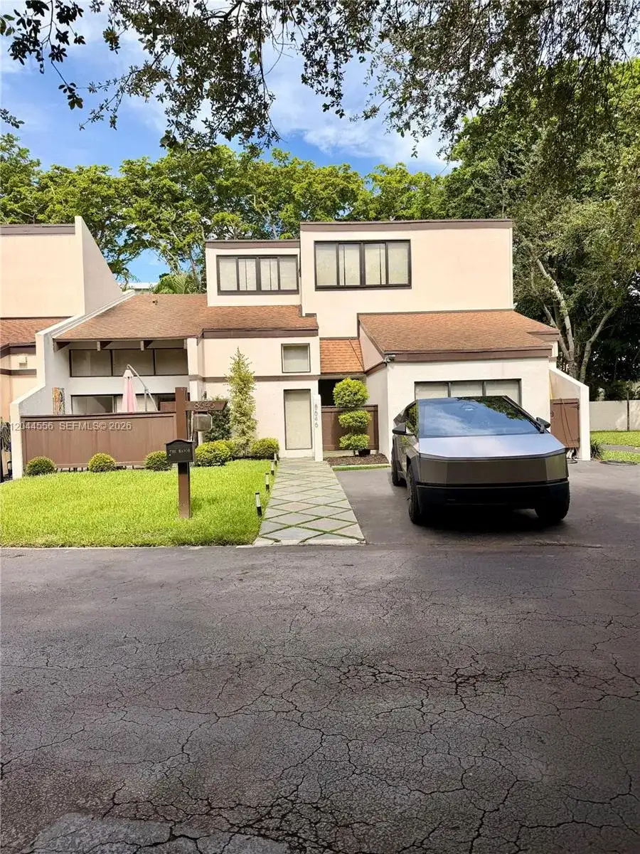 8646 SW 94th St, Miami FL 33156 photo 4