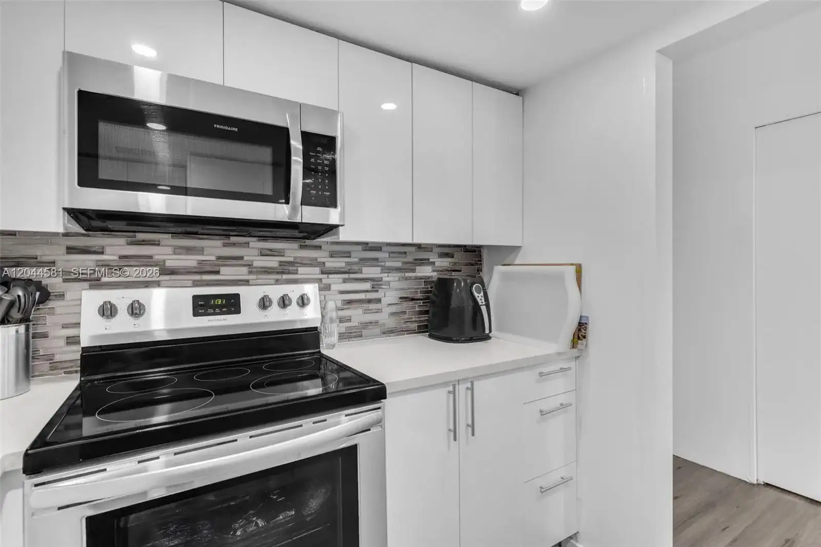 7441 Wayne Ave # 10H, Miami Beach FL 33141 photo 5
