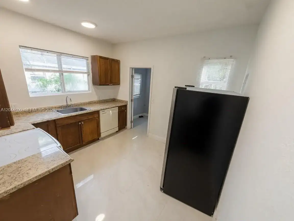 1154 W 25th St # 0, Riviera Beach FL 33404 photo 2