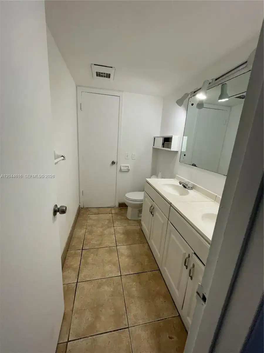 7841 Dunham Blvd # 6, Miami FL 33138 photo 5