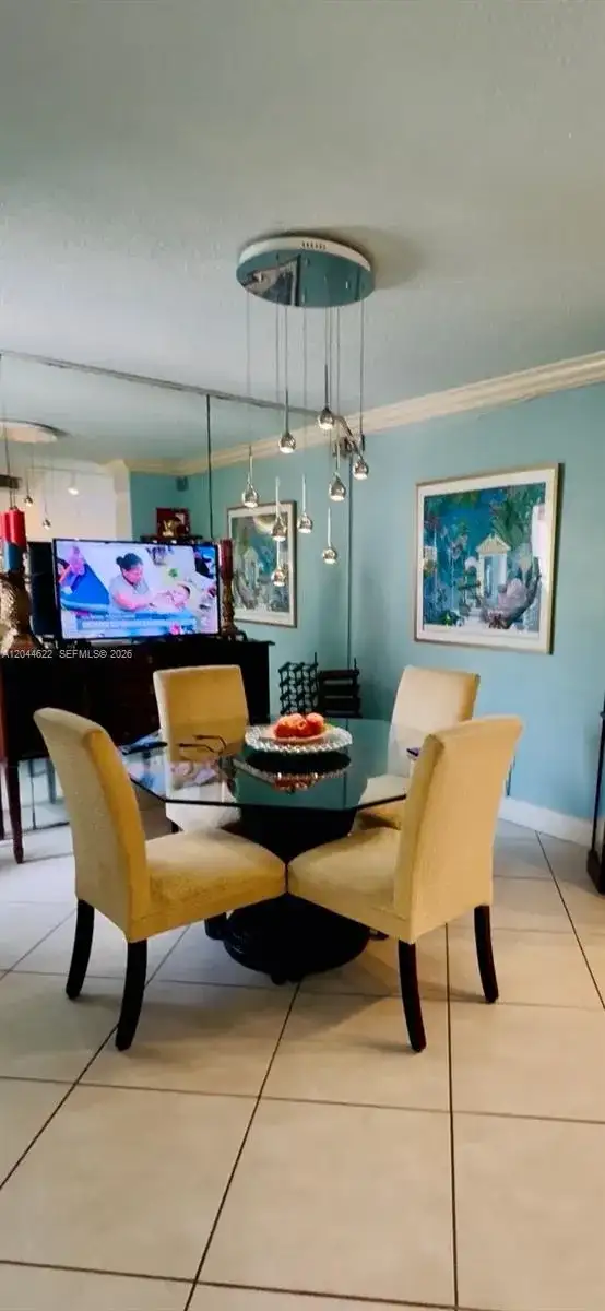635 NW 97th Pl, Miami FL 33172 photo 5