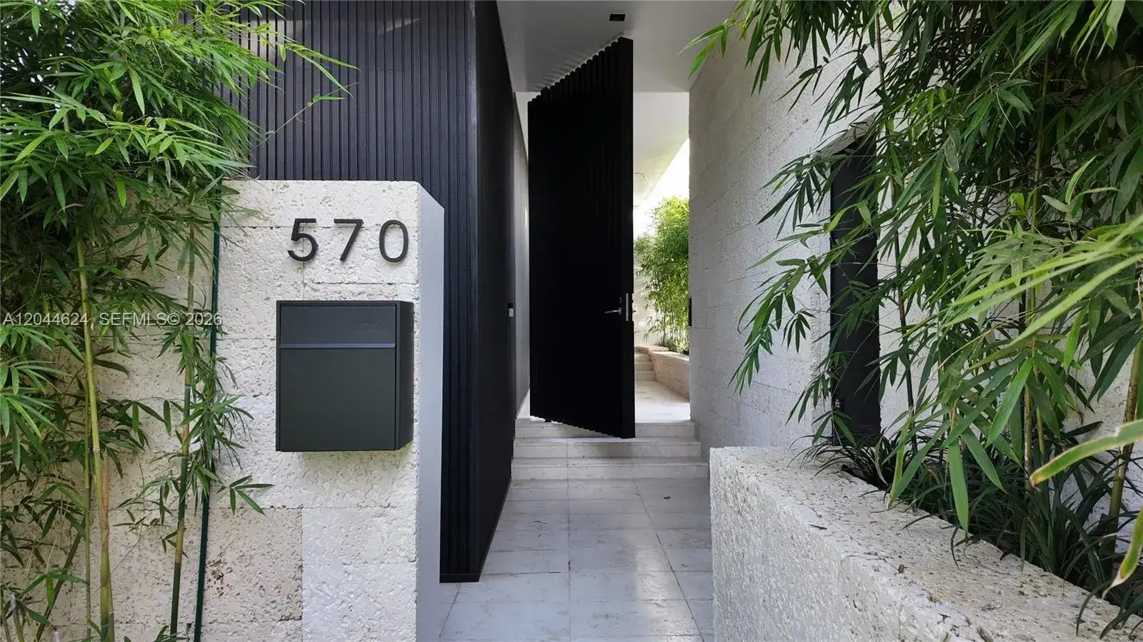 570 S Shore Dr, Miami Beach FL 33141 photo 2