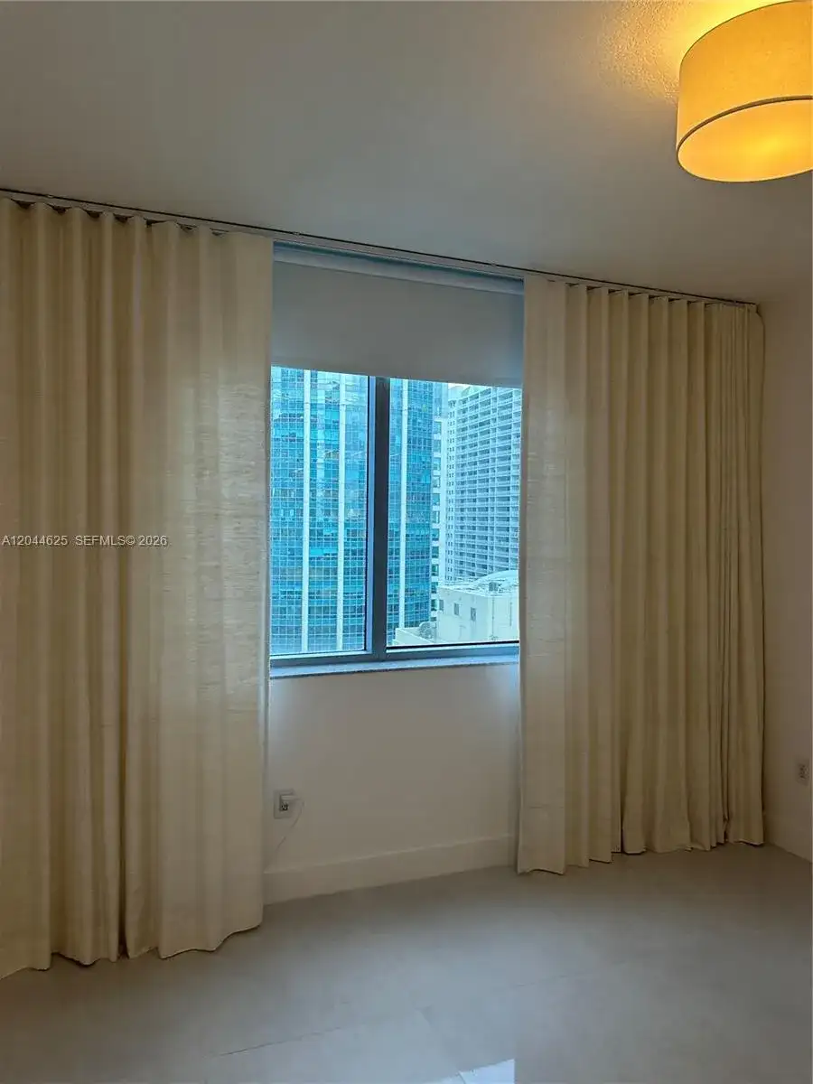 1060 Brickell Ave # 2505, Miami FL 33131 photo 3