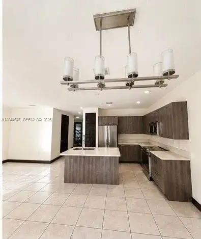 15668 NW 91st Ct, Miami Lakes FL 33018 photo 5