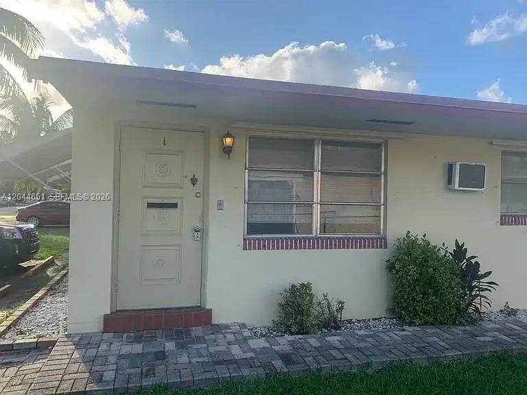2407 Mckinley St # 2, Hollywood FL 33020 photo 3