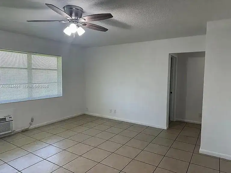 2407 Mckinley St # 2, Hollywood FL 33020 photo 4