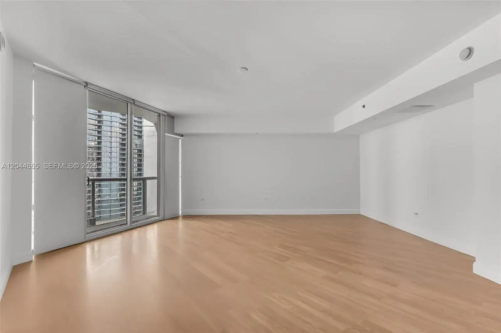 475 Brickell Ave # 2508, Miami FL 33131 photo 5