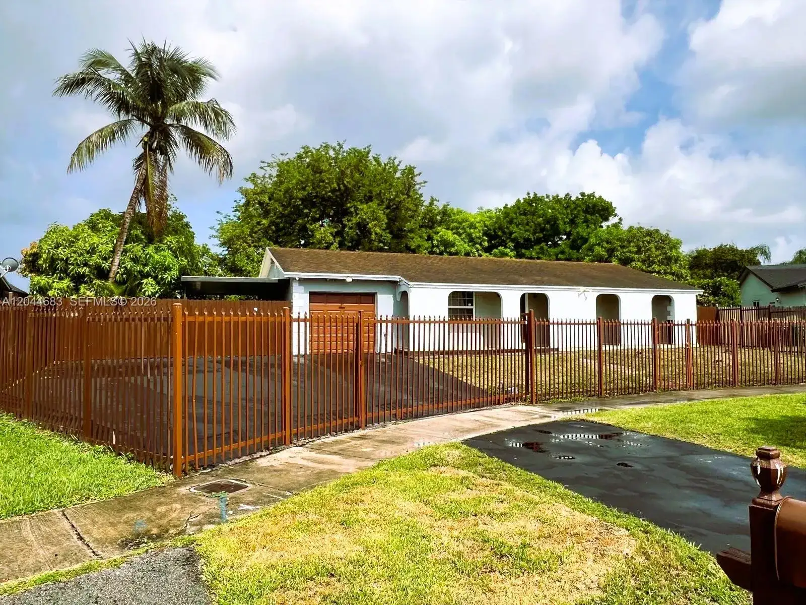 26080 SW 132nd Pl, Homestead FL 33032 photo 2