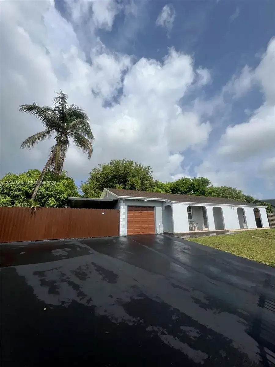 26080 SW 132nd Pl, Homestead FL 33032 photo 3