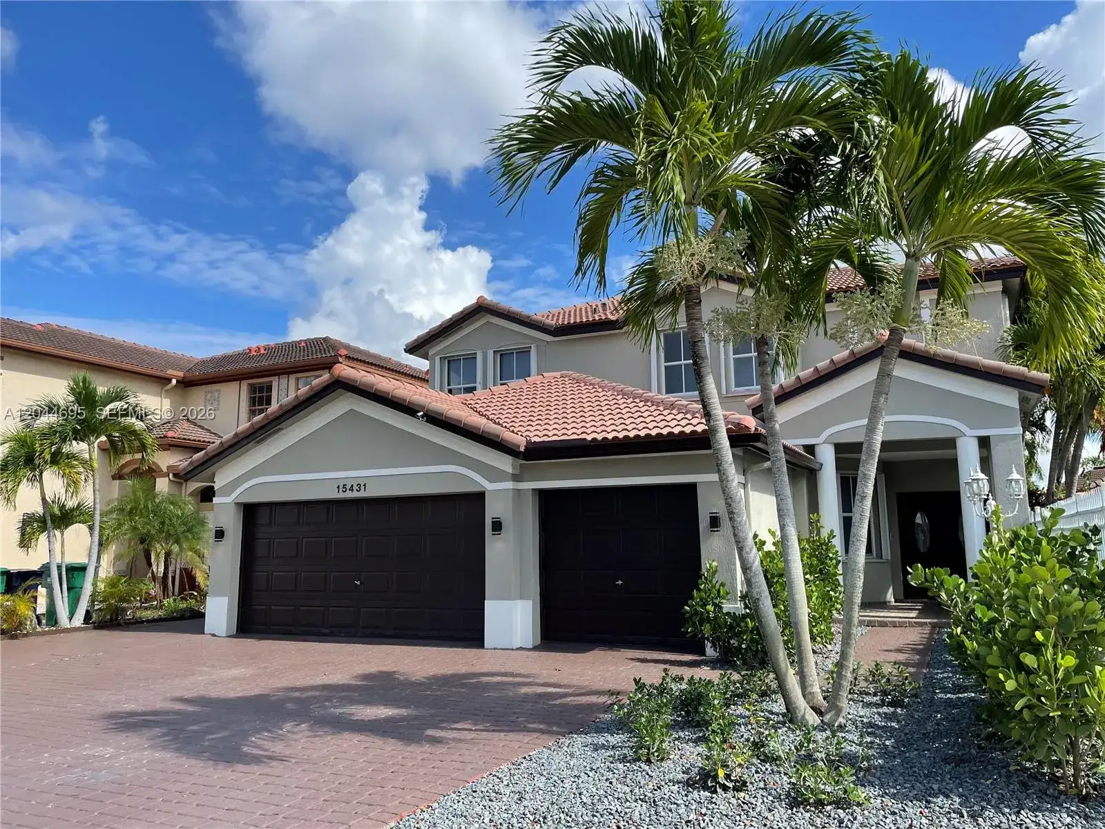 15431 SW 39th Ter, Miami FL 33185 photo 2