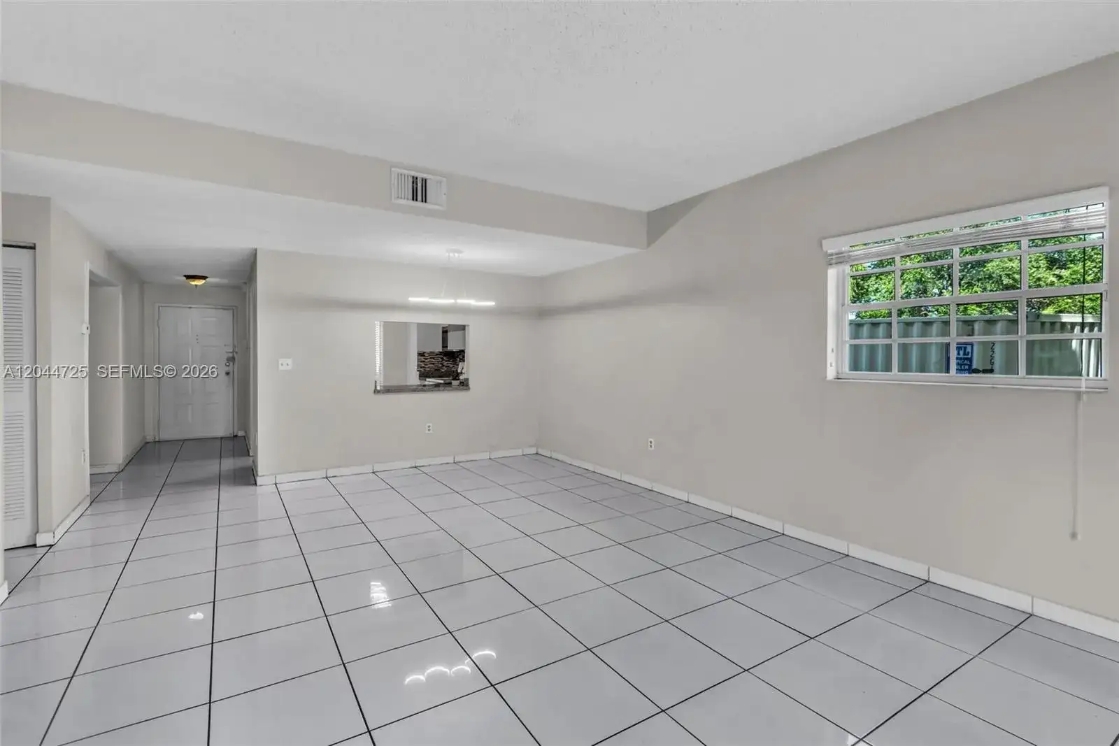 10018 Hammocks Blvd # 5, Miami FL 33196 photo 2