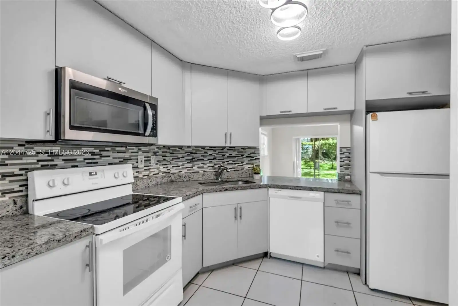 10018 Hammocks Blvd # 5, Miami FL 33196 photo 4