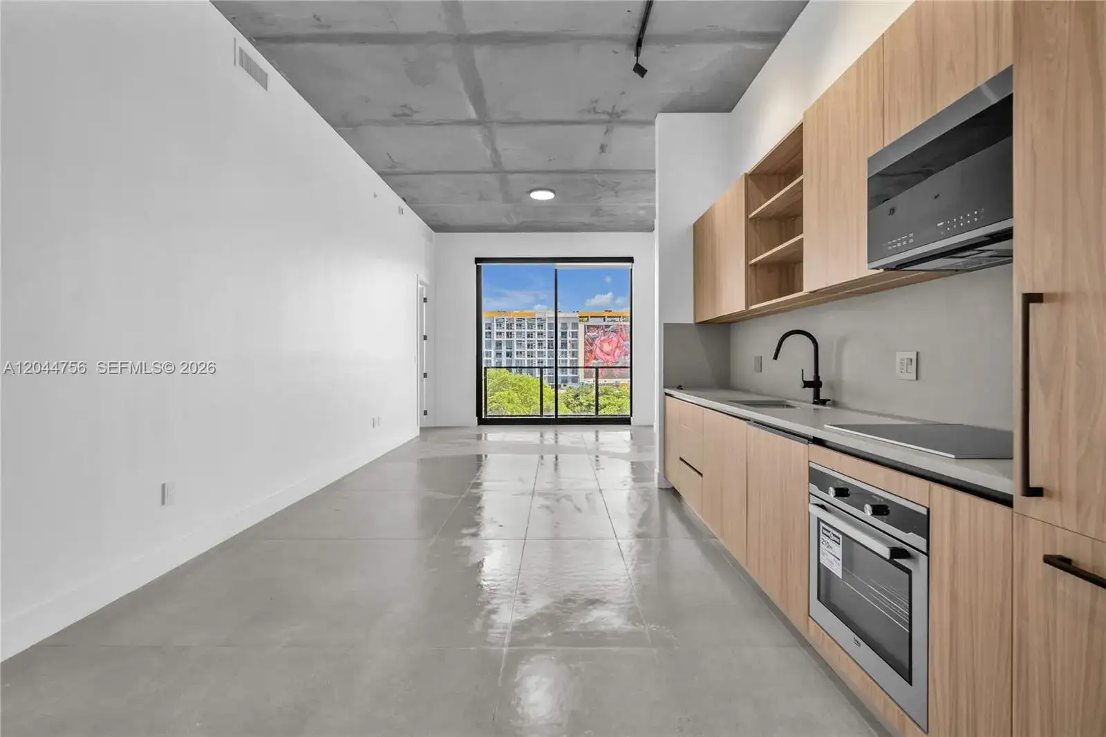 91 NW 27th St # 202, Miami FL 33127 photo 3