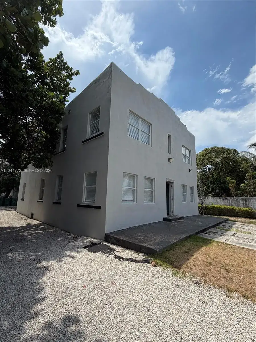 6828 NW 3rd Ave # 2, Miami FL 33150 photo 2