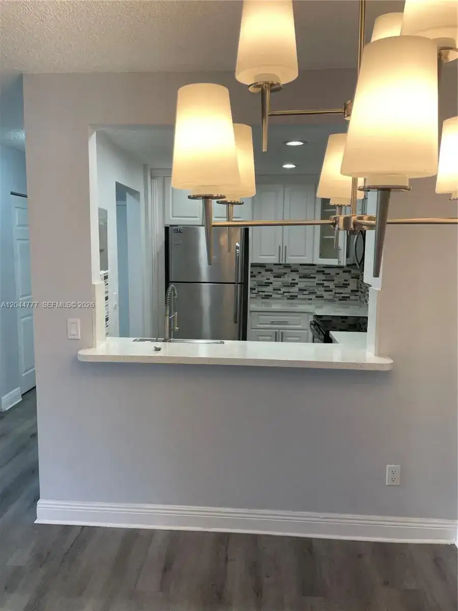 13685 NE 10th Ave # 301, North Miami FL 33161 photo 5
