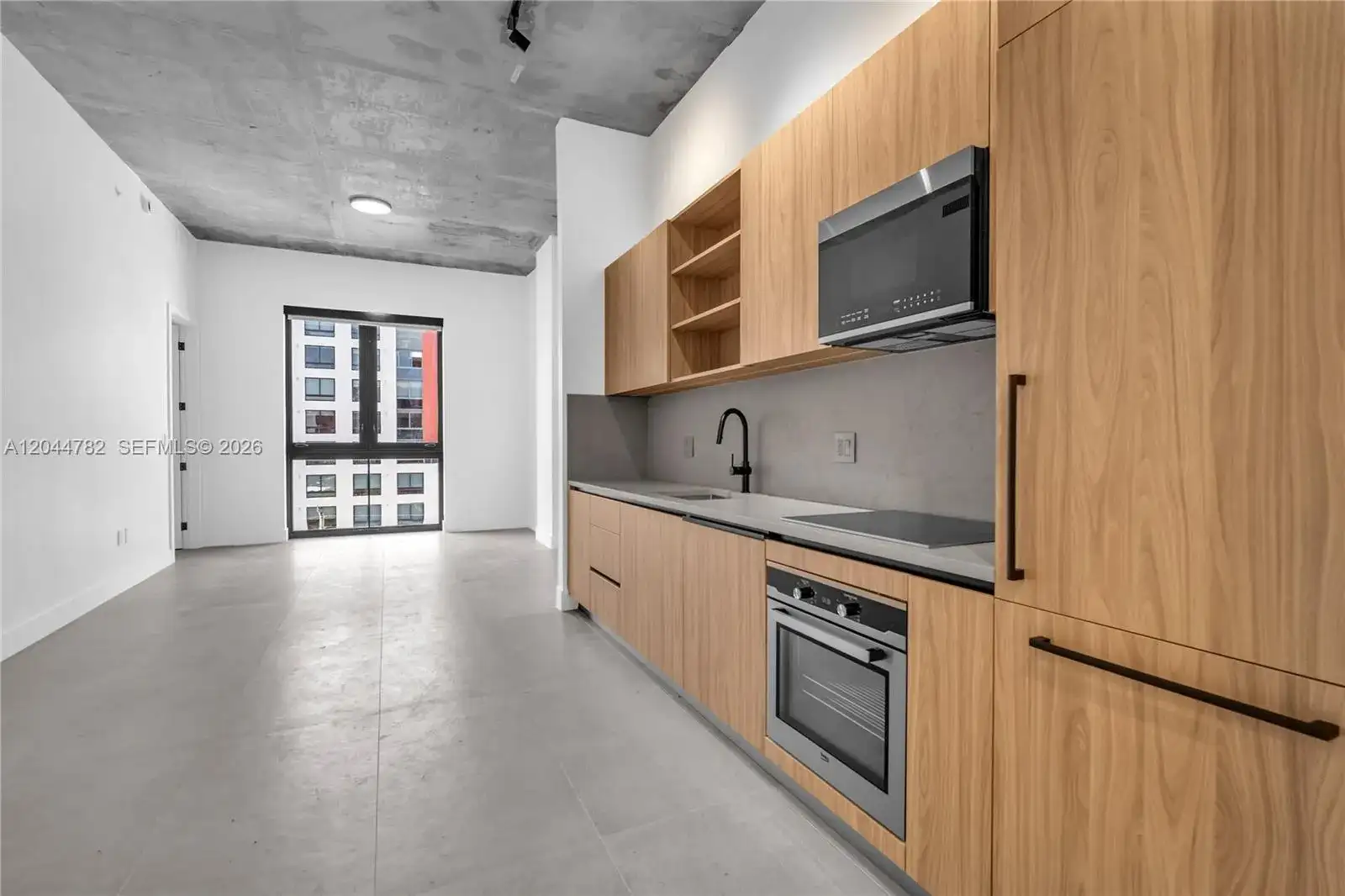 91 NW 27th St # 203, Miami FL 33127 photo 3
