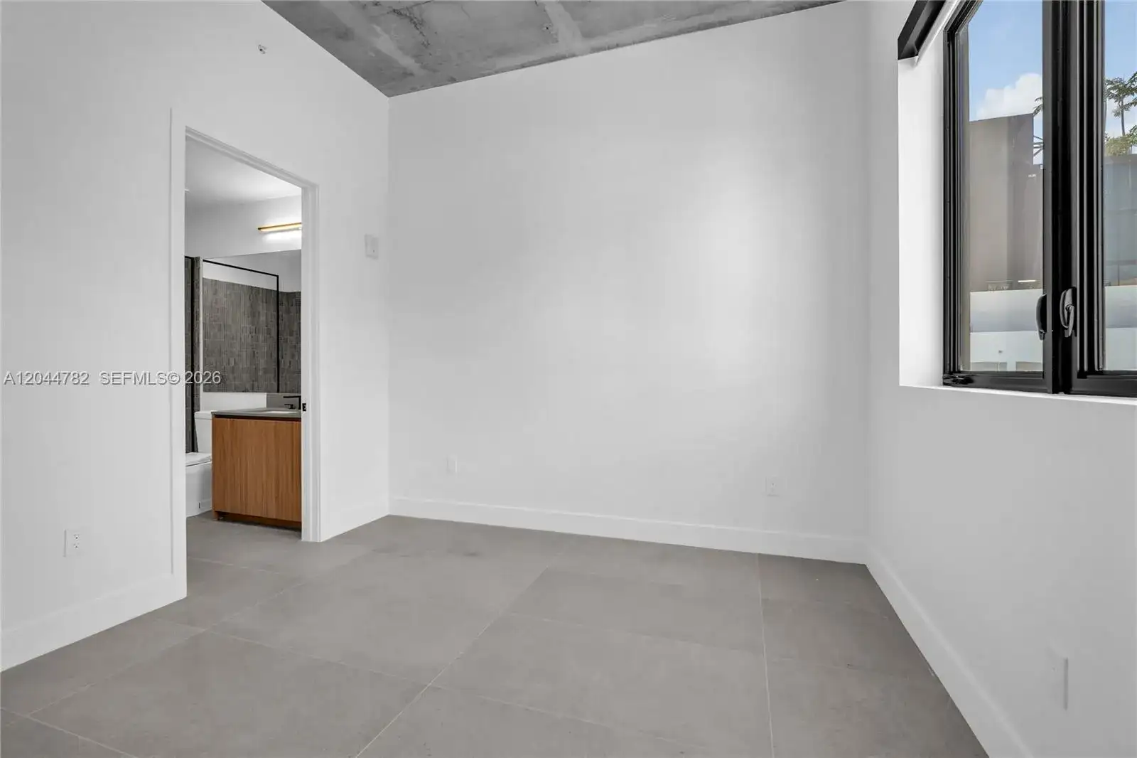 91 NW 27th St # 203, Miami FL 33127 photo 5
