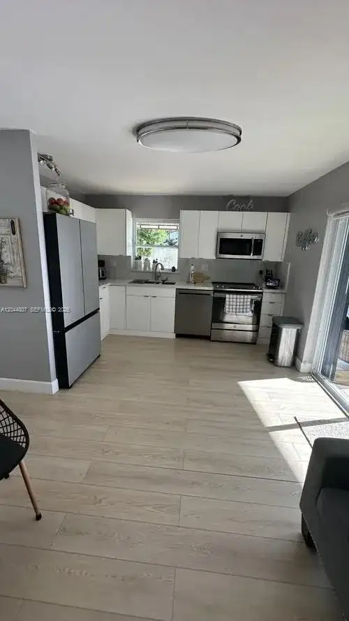 12701 SW 70th Ln, Miami FL 33183 photo 2