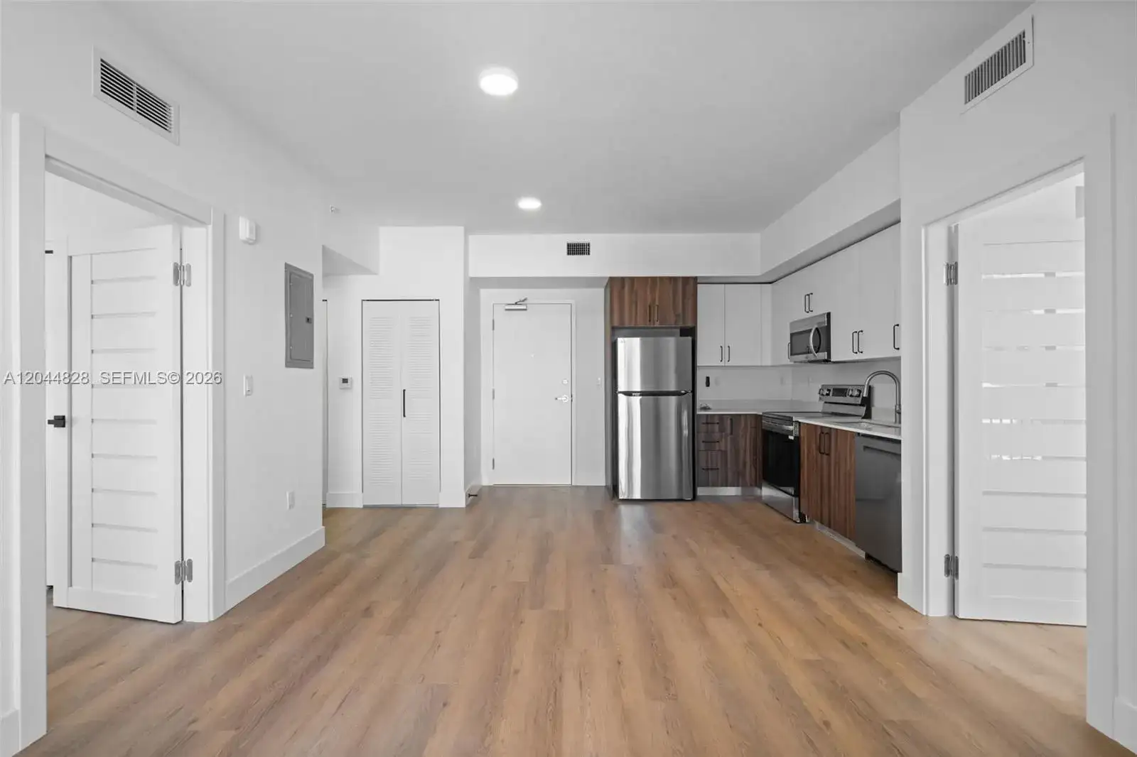 2479 NE 192nd St # 308, Miami FL 33180 photo 5