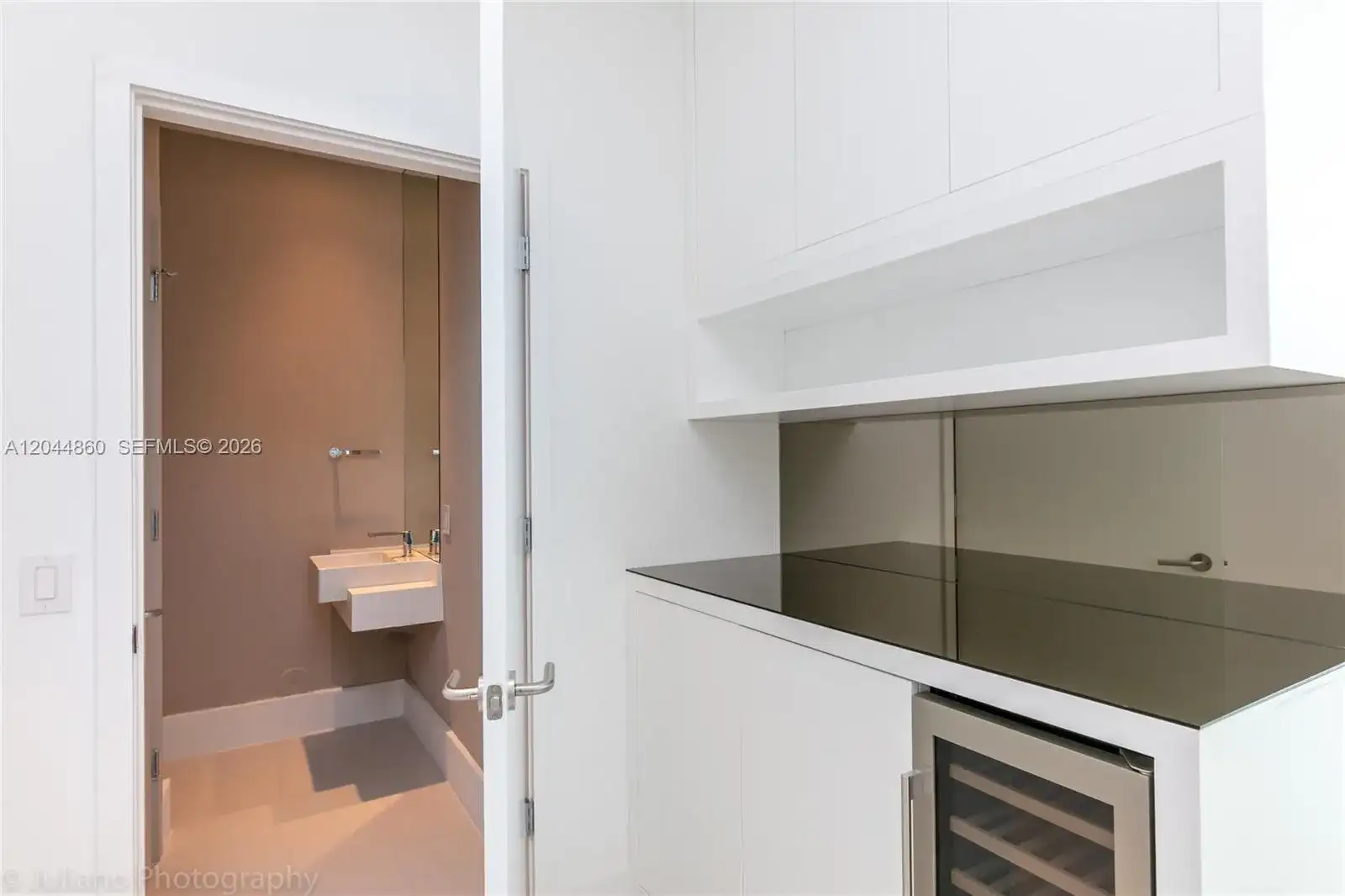 501 NE 31st St # 204, Miami FL 33137 photo 4