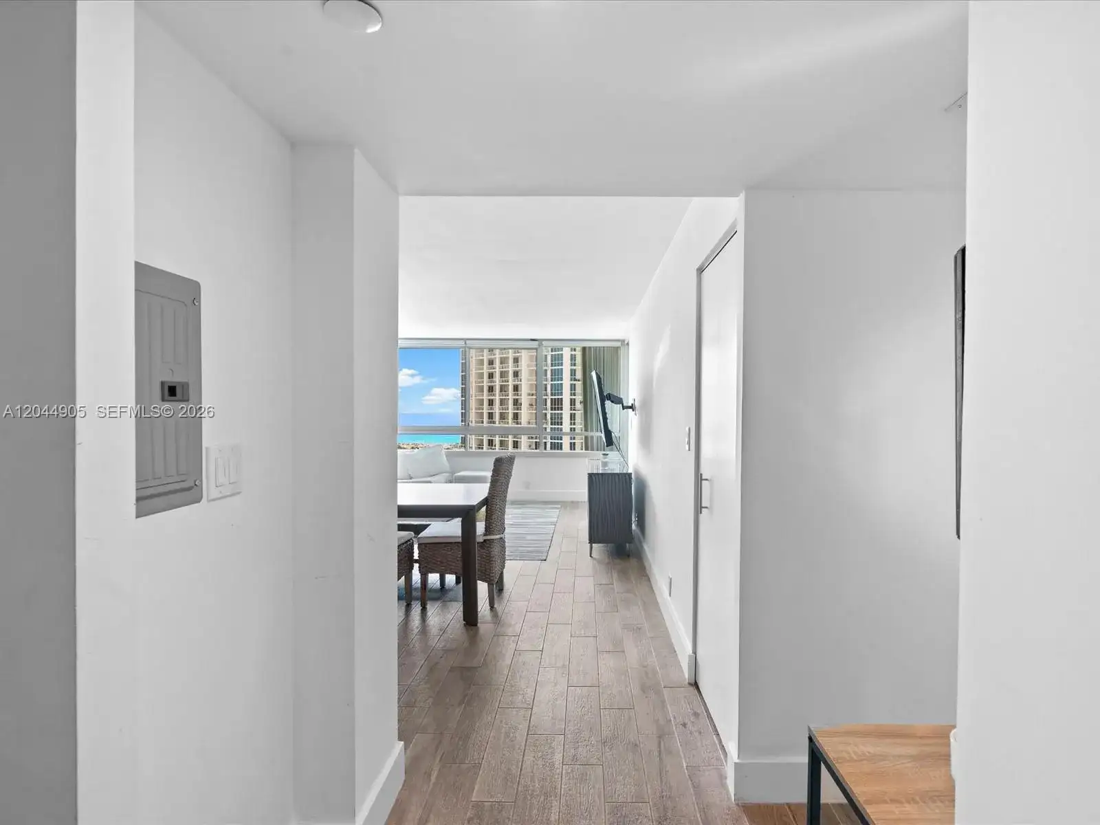 400 S Pointe Dr # 1102, Miami Beach FL 33139 photo 5