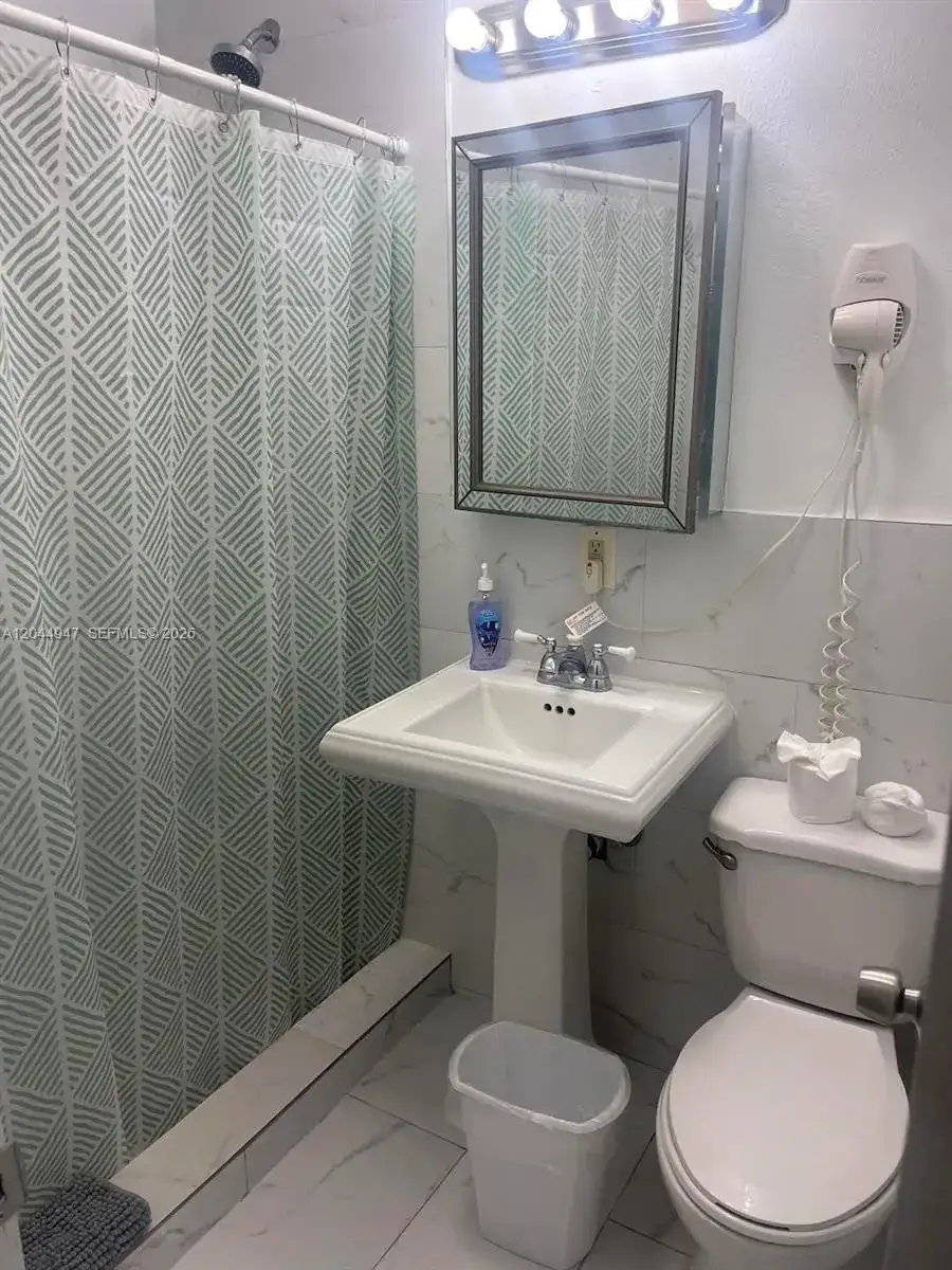 3025 indian creek # 203, Miami Beach FL 33140 photo 4