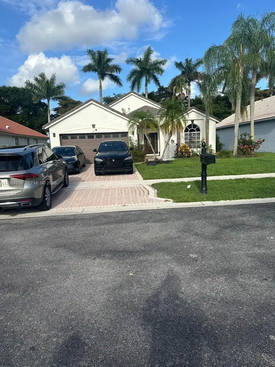 1971 Oak Berry Cir, Wellington FL 33414 photo 3