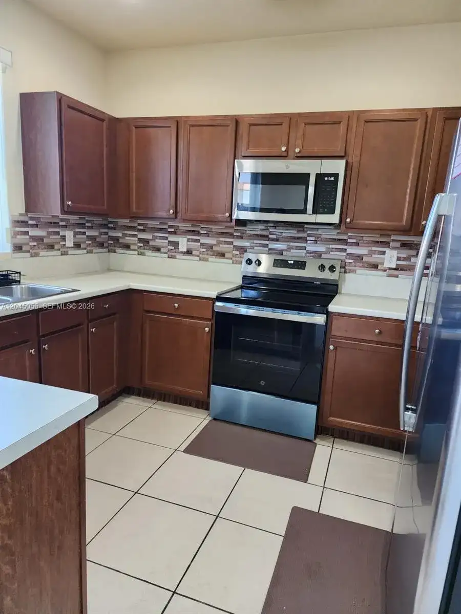 23941 SW 118th Ave, Homestead FL 33032 photo 3