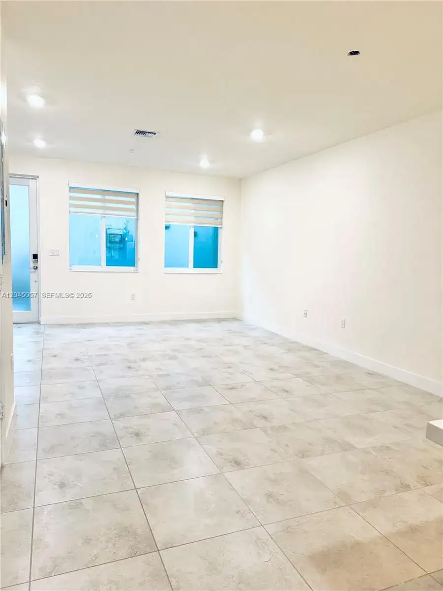 10295 NW 64th Ter # 104, Doral FL 33178 photo 5