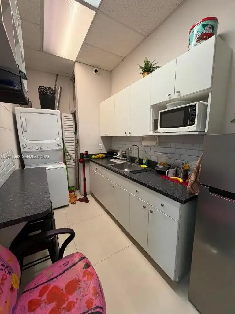 10465 SW 40th St, Miami FL 33165 photo 5
