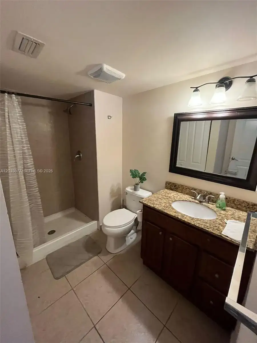 197 Lakeview Dr # 105, Weston FL 33326 photo 5