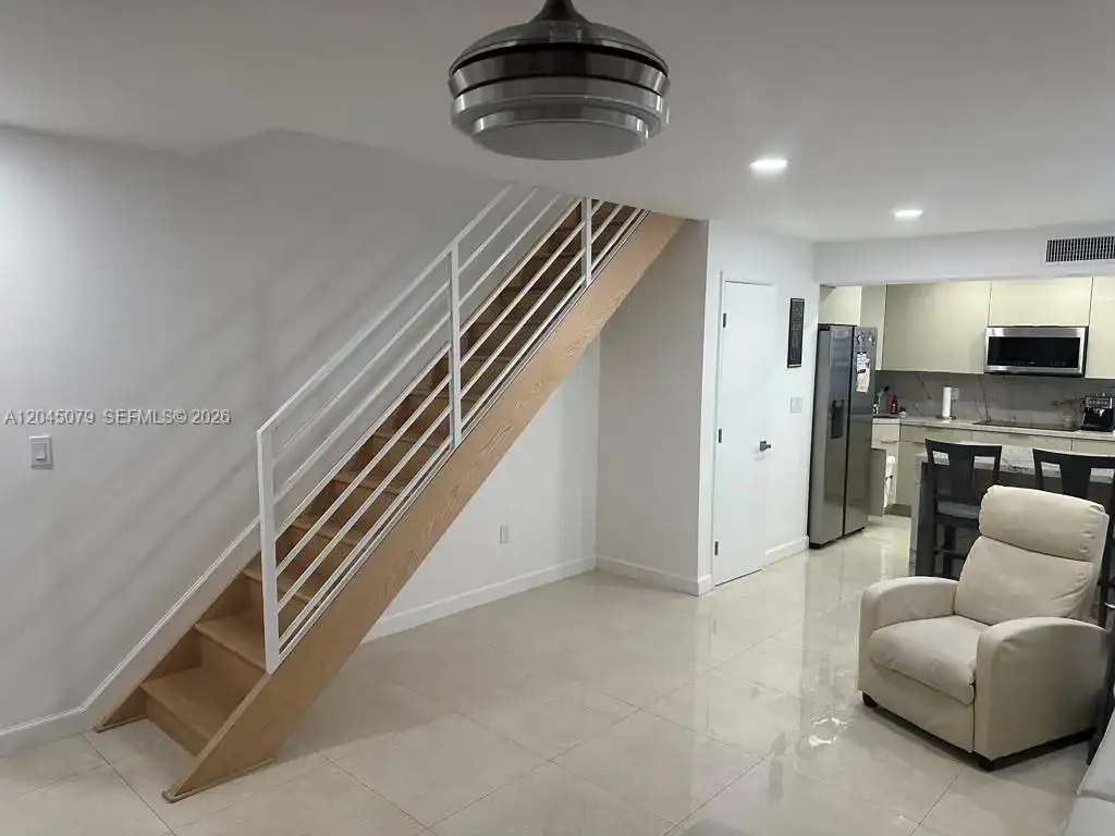1560 W 46th St # 228, Hialeah FL 33012 photo 2