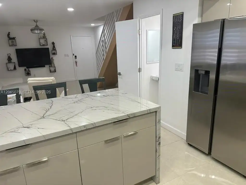 1560 W 46th St # 228, Hialeah FL 33012 photo 3
