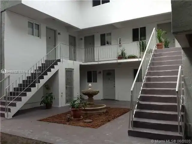 7626 NE 6th Ct # 5, Miami FL 33138 photo 2