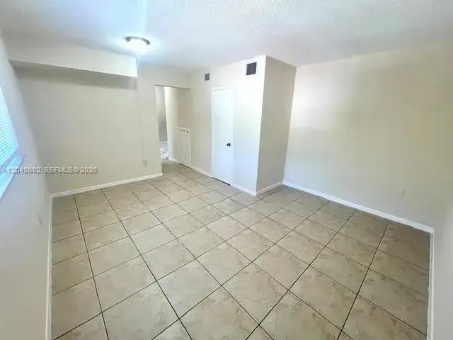 7626 NE 6th Ct # 5, Miami FL 33138 photo 4