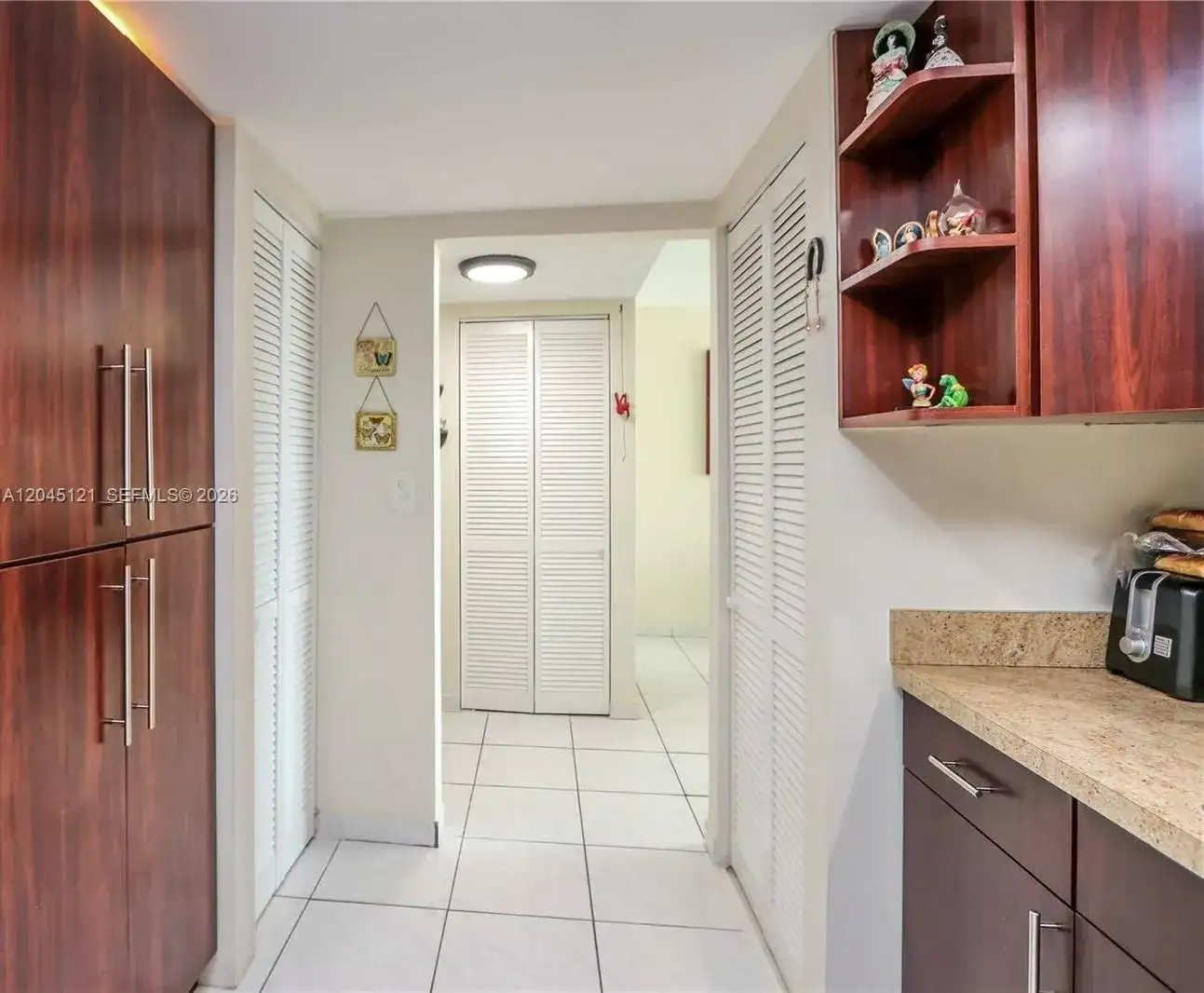 2055 SW 122nd Ave # 306, Miami FL 33175 photo 4