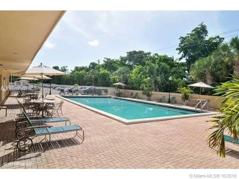 1800 Sans Souci Blvd # 317, North Miami FL 33181 photo 2