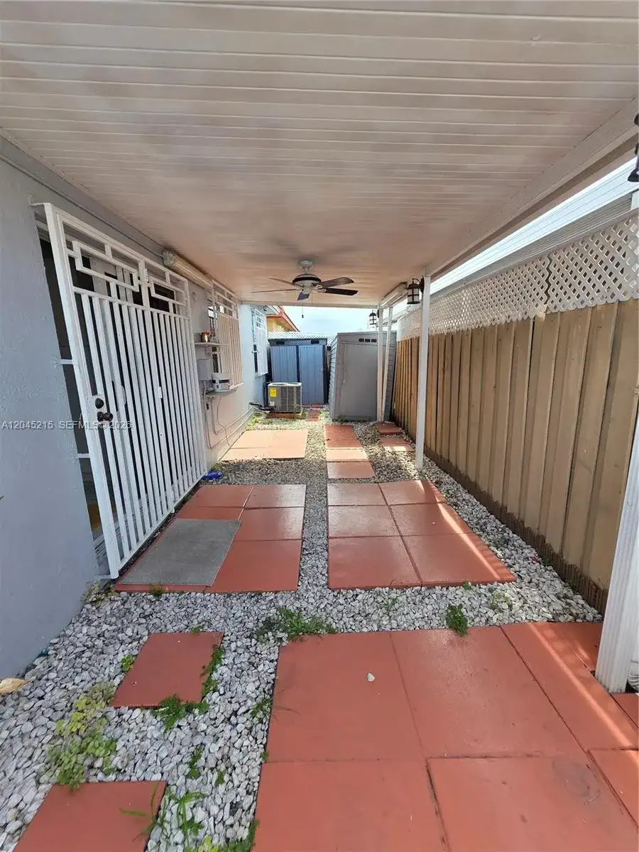 8905 NW 121 ST # 0, Hialeah FL 33018 photo 2