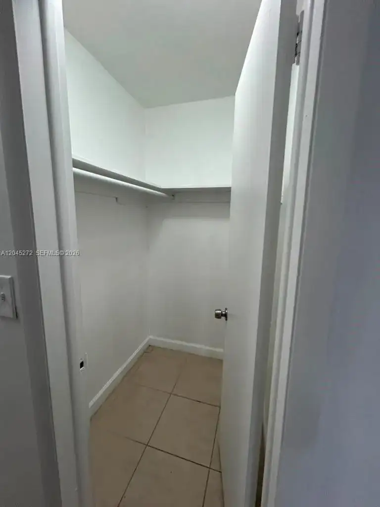 2435 Van Buren St APT 1B, Hollywood FL 33020 photo 3