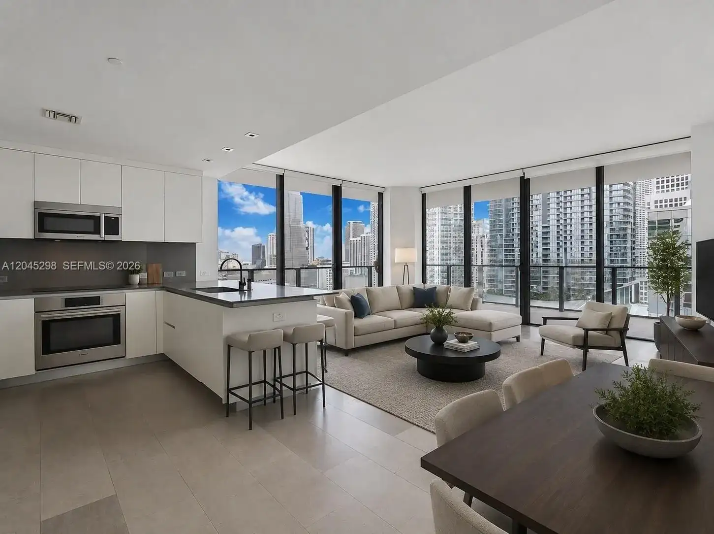 88 SW 7th St # 1511, Miami FL 33130 photo 2
