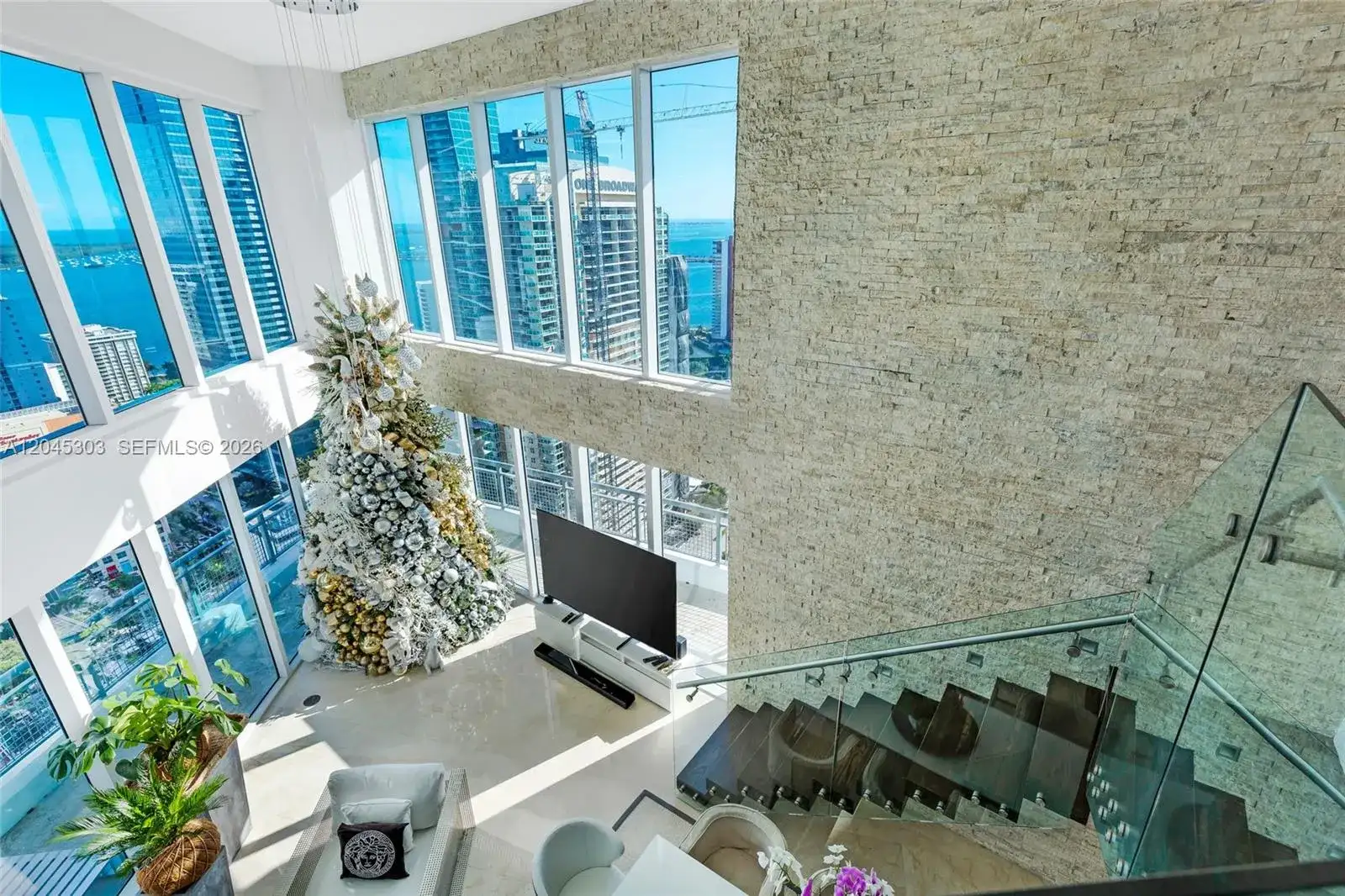 60 SW 13th St # 3200, Miami FL 33130 photo 3