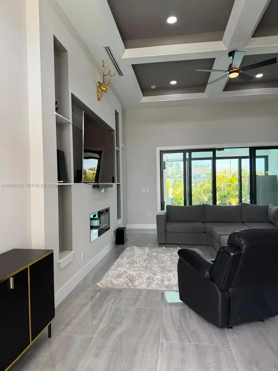 1600 SW 1st street, Cape Coral FL 33991 photo 3