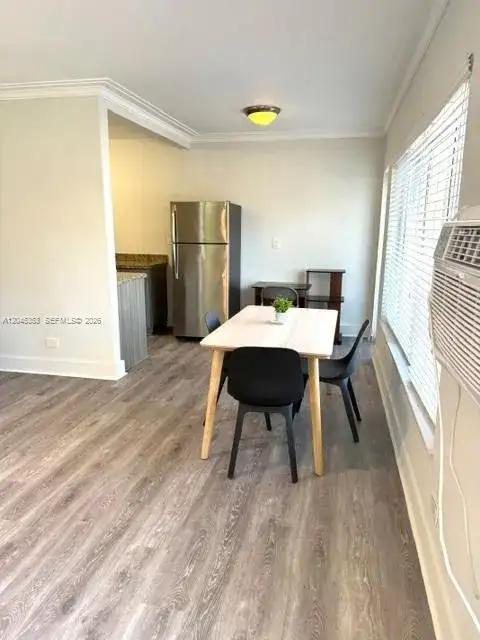 345 85 # 1, Miami Beach FL 33141 photo 4