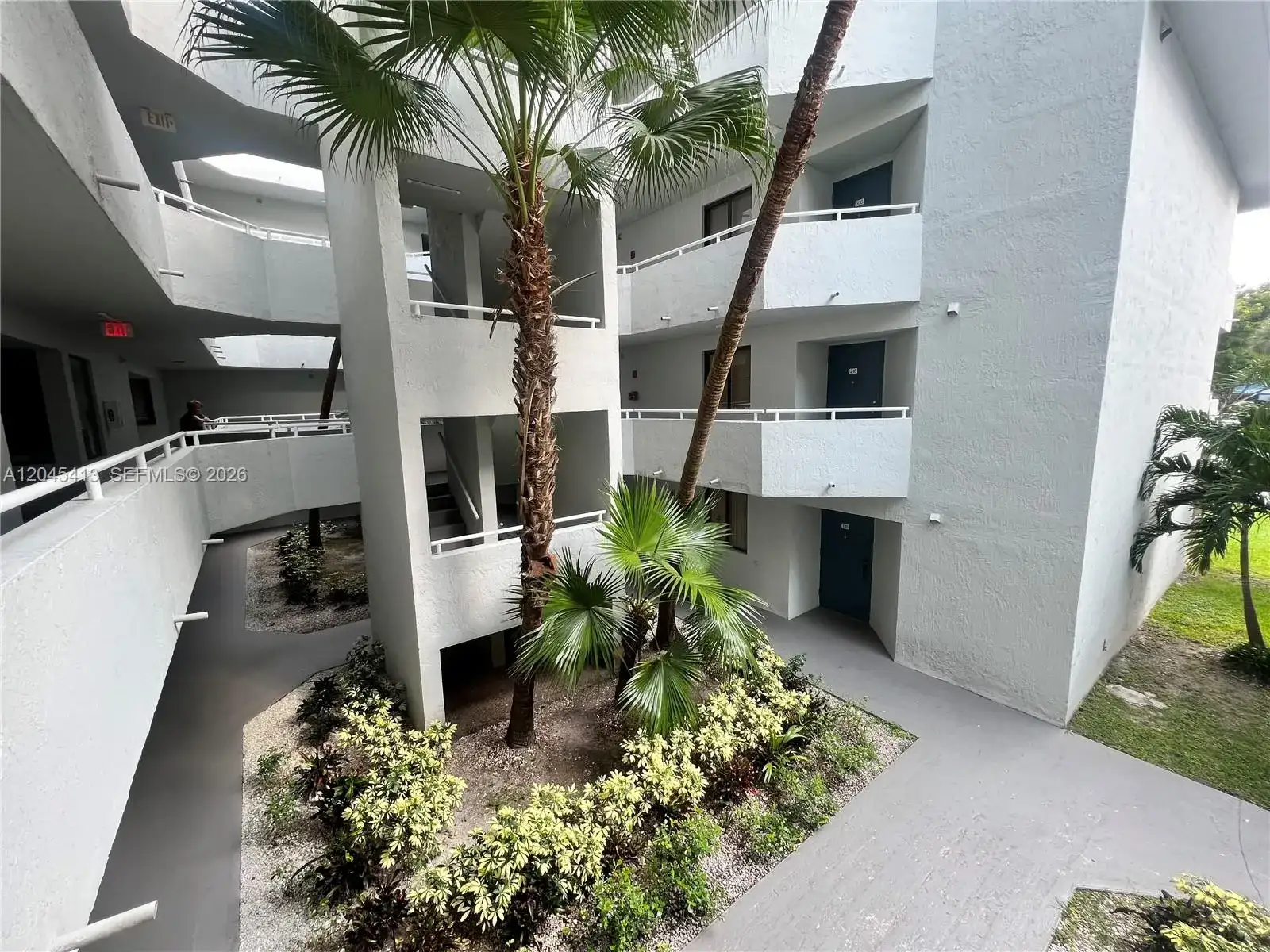 8255 SW 152nd Ave # 209, Miami FL 33193 photo 2