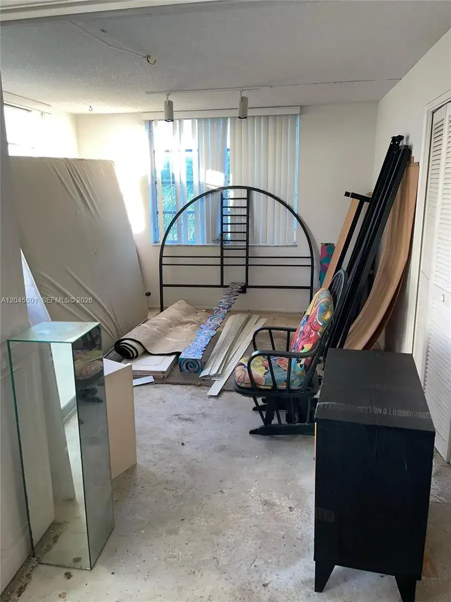 3090 N Course Dr # 401, Pompano Beach FL 33069 photo 2