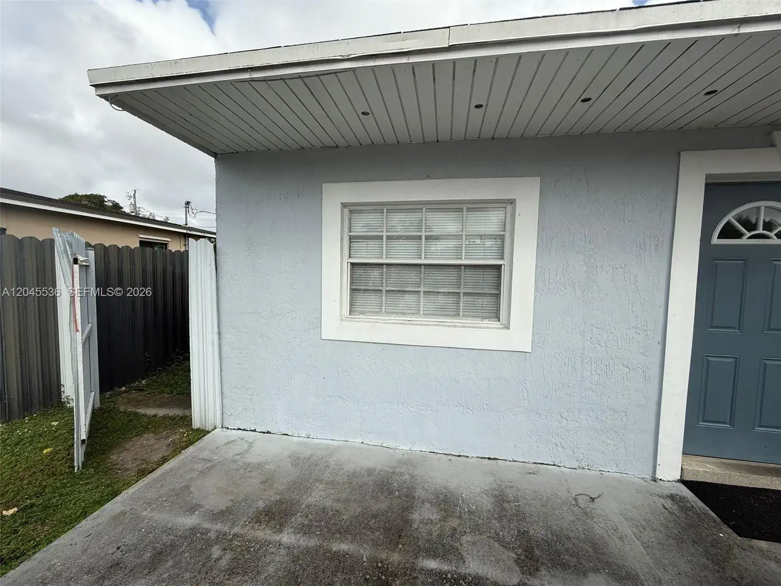 4211 SW 38th St, West Park FL 33023 photo 4