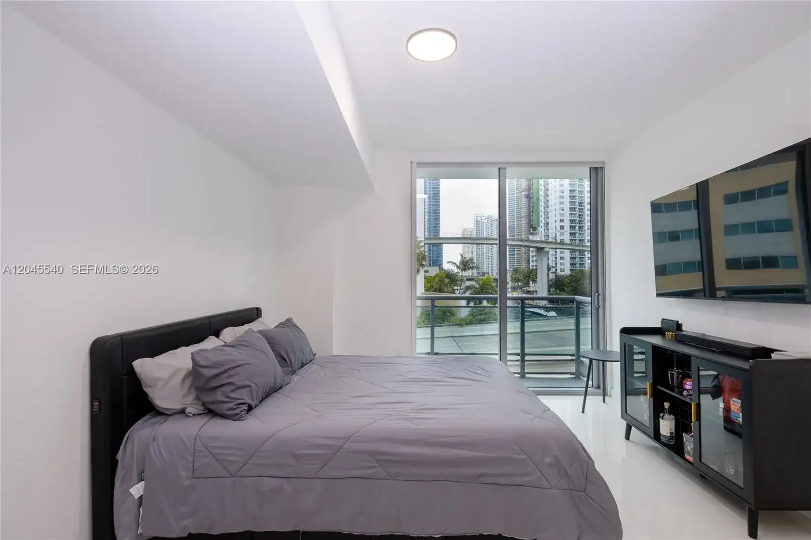 350 S Miami Ave # 306, Miami FL 33130 photo 5