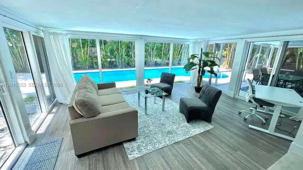 262 Bombay Ave, Lauderdale By The Sea FL 33308 photo 5